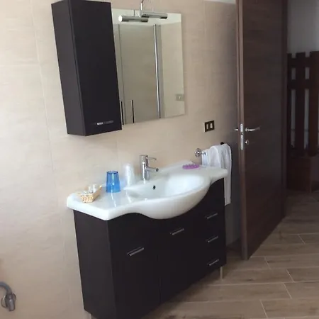 Rezia Hotel
